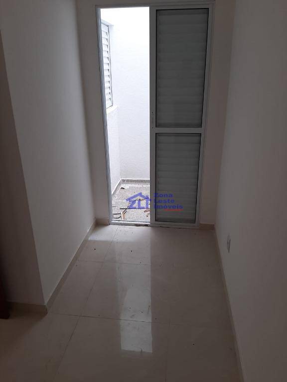 Apartamento para alugar com 2 quartos, 42m² - Foto 9