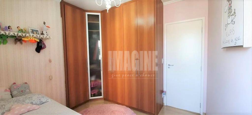 Apartamento à venda com 2 quartos, 70m² - Foto 12