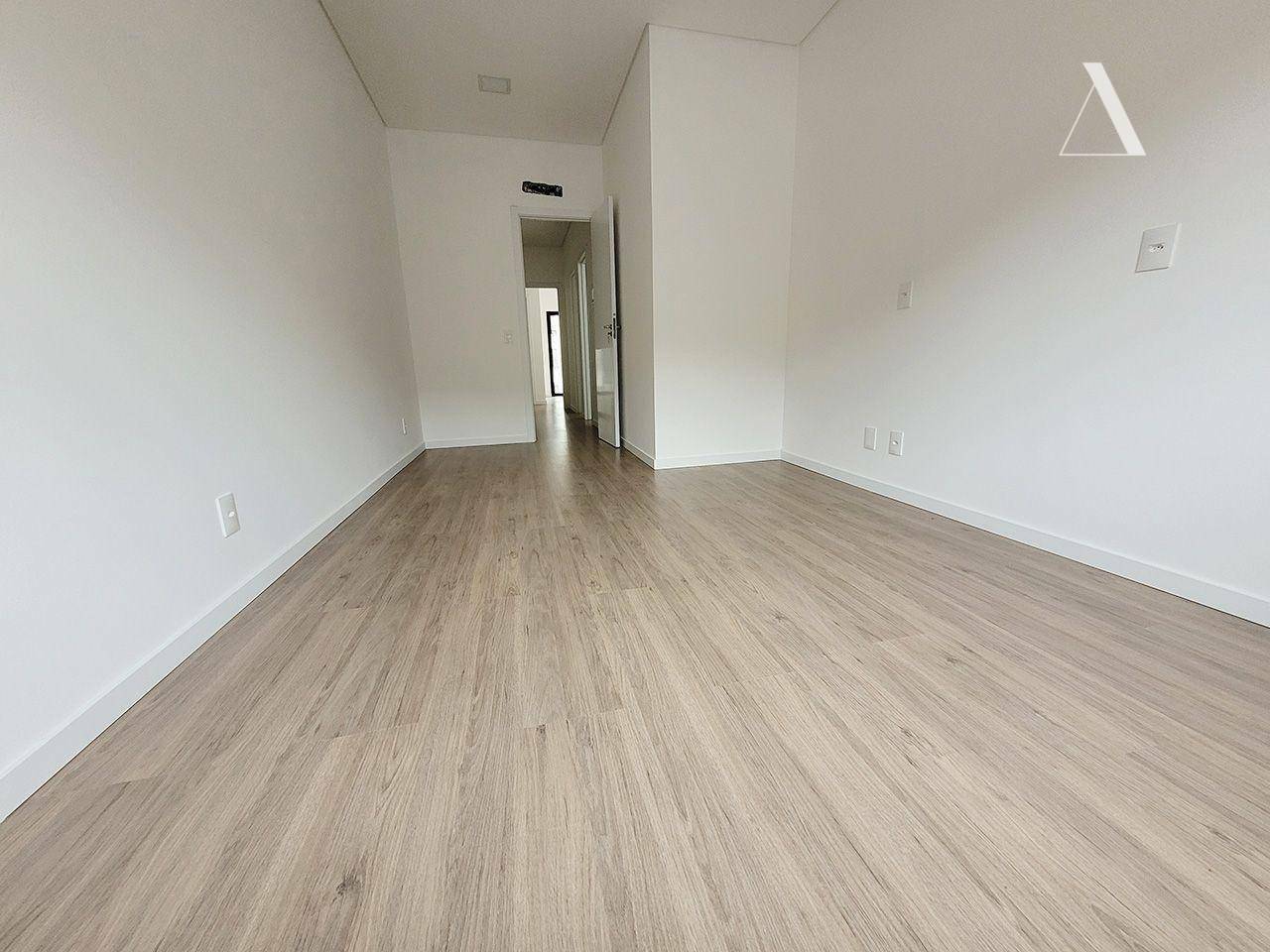 Casa à venda com 3 quartos, 121m² - Foto 8