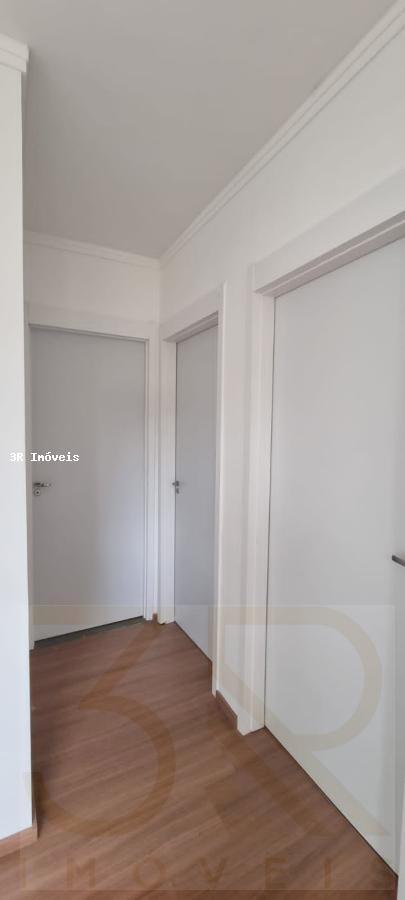 Apartamento para alugar com 2 quartos, 42m² - Foto 12