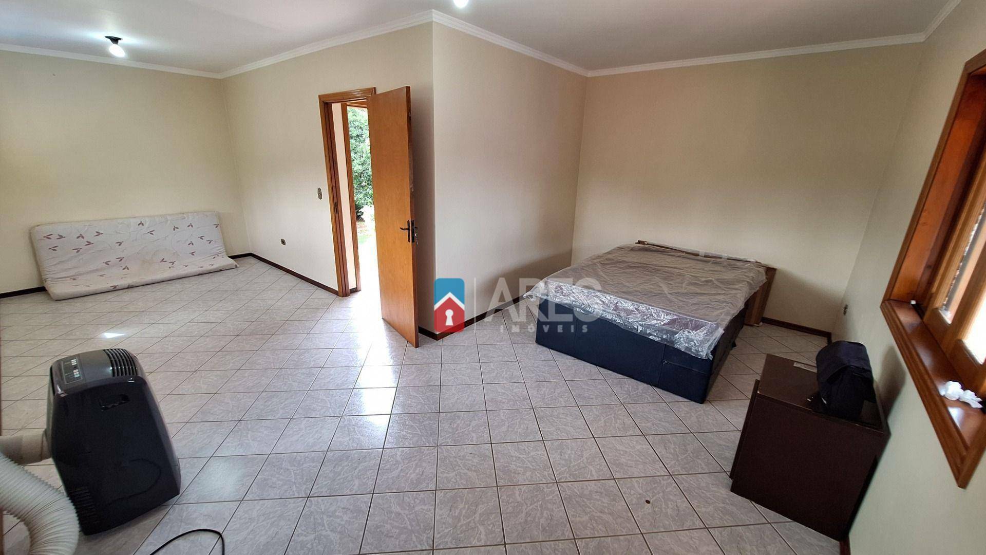 Casa à venda com 3 quartos, 600m² - Foto 24