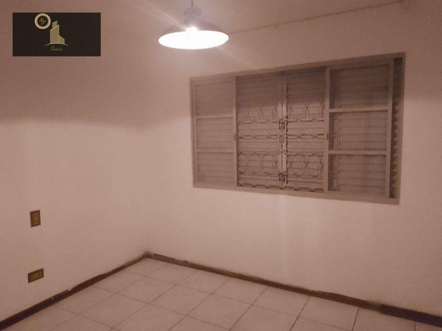 Casa à venda com 3 quartos, 188m² - Foto 11