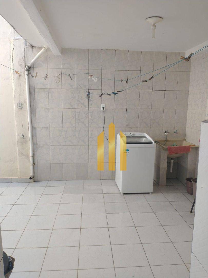 Sobrado à venda com 3 quartos, 100m² - Foto 5