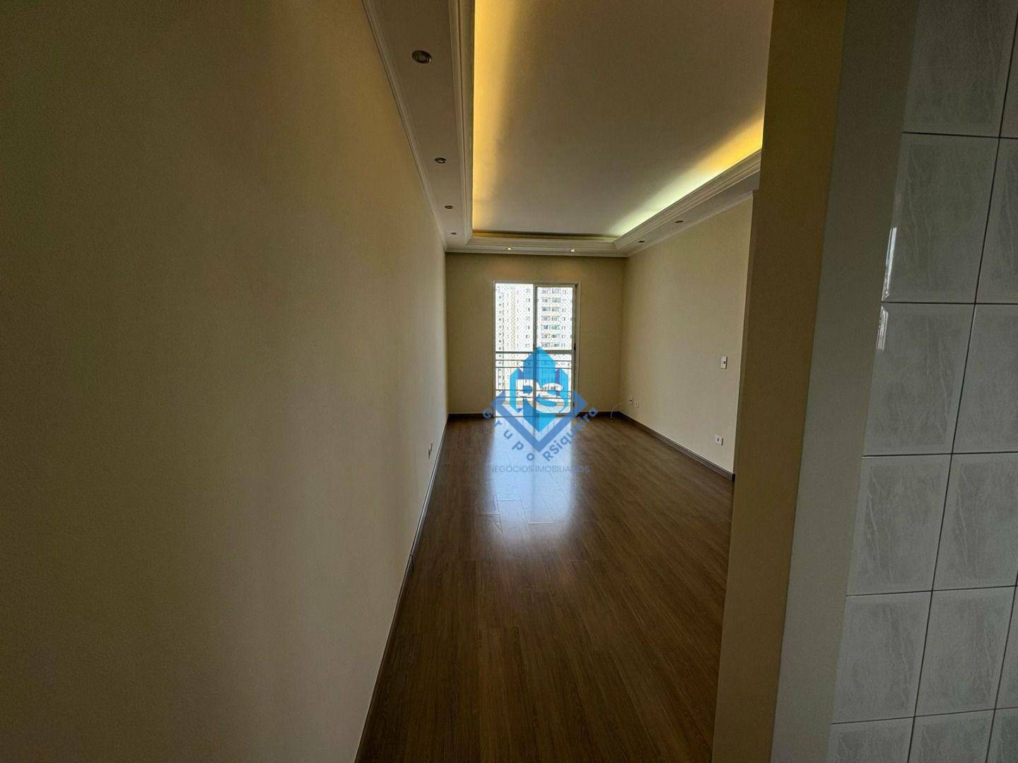 Apartamento à venda com 2 quartos, 65m² - Foto 1