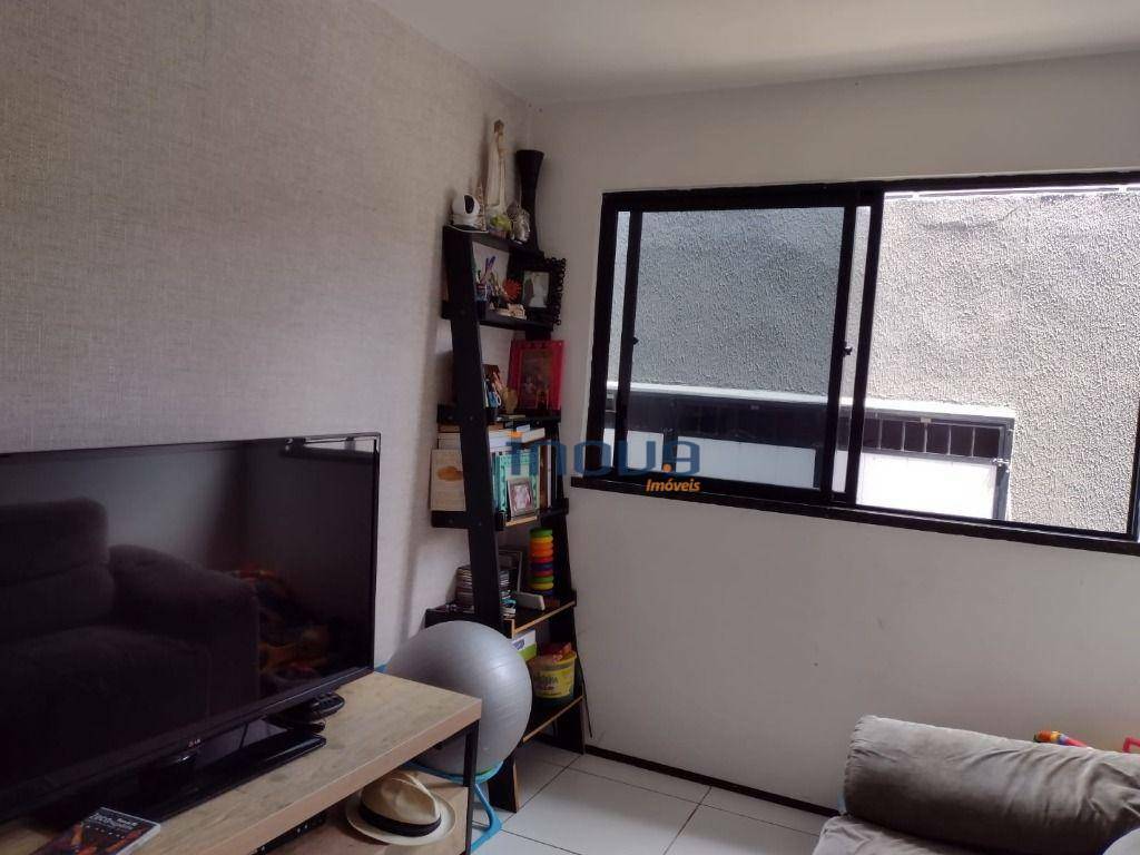 Apartamento à venda com 3 quartos, 68m² - Foto 7