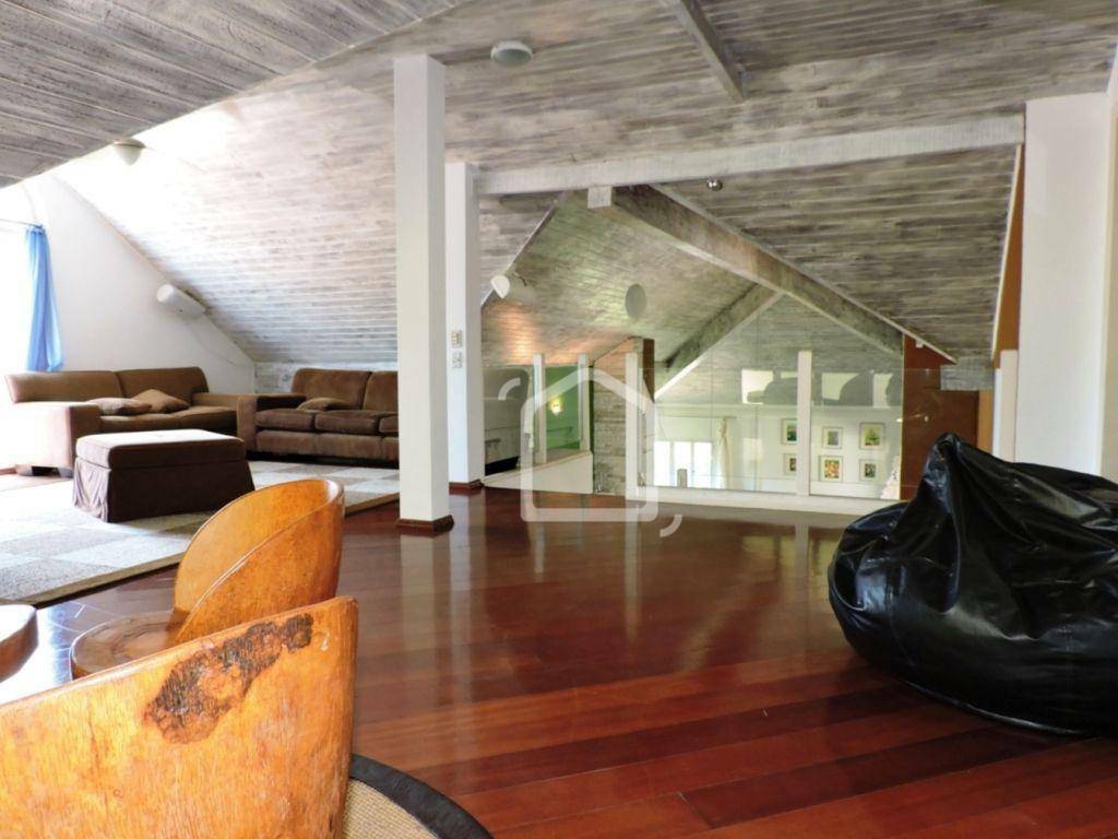 Casa de Condomínio à venda com 3 quartos, 400m² - Foto 15