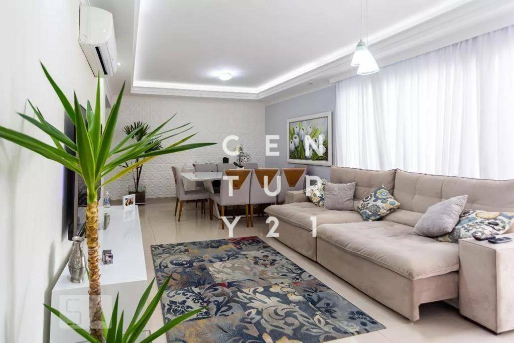 Apartamento à venda com 3 quartos, 167m² - Foto 2