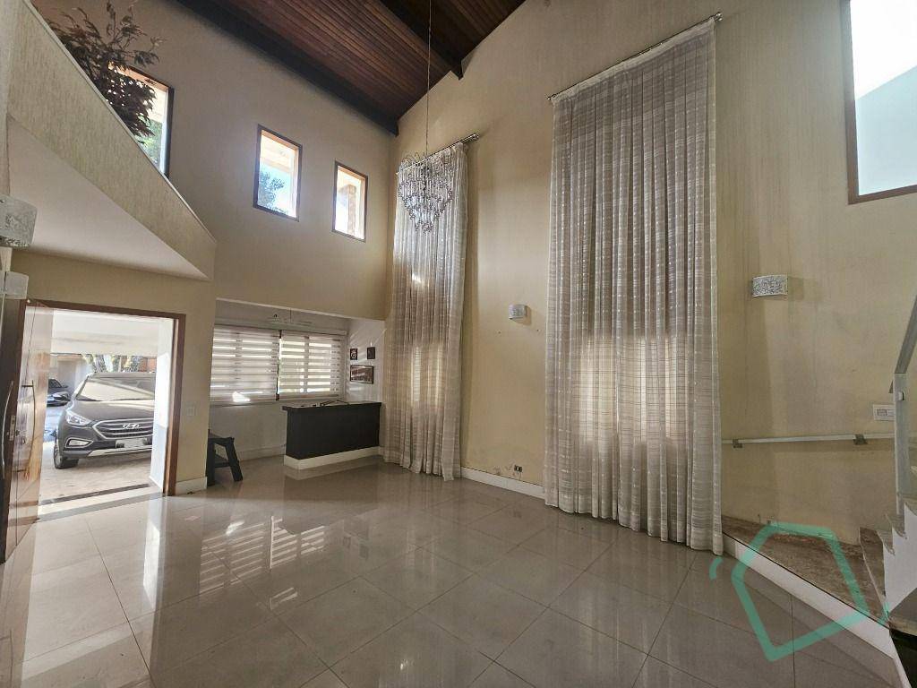 Casa de Condomínio à venda e aluguel com 3 quartos, 400m² - Foto 3