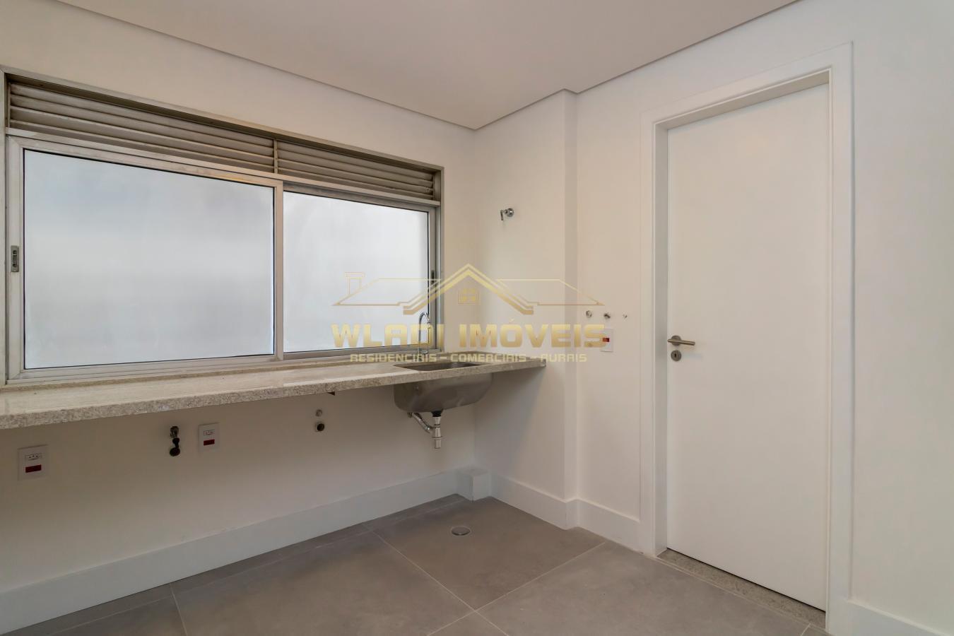 Apartamento à venda com 3 quartos, 149m² - Foto 28