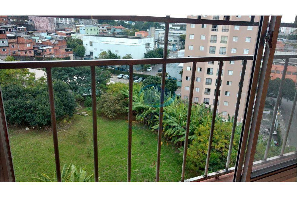 Apartamento à venda com 2 quartos, 50m² - Foto 2