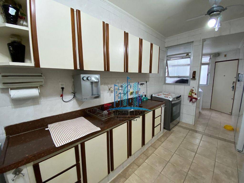 Apartamento à venda com 3 quartos, 148m² - Foto 6