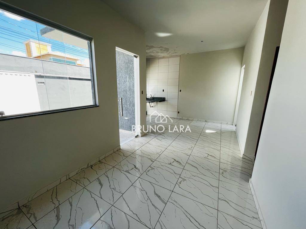 Casa à venda com 2 quartos, 60m² - Foto 19