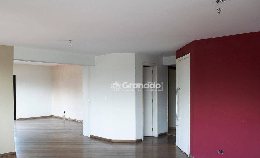 Apartamento à venda com 4 quartos, 190m² - Foto 3