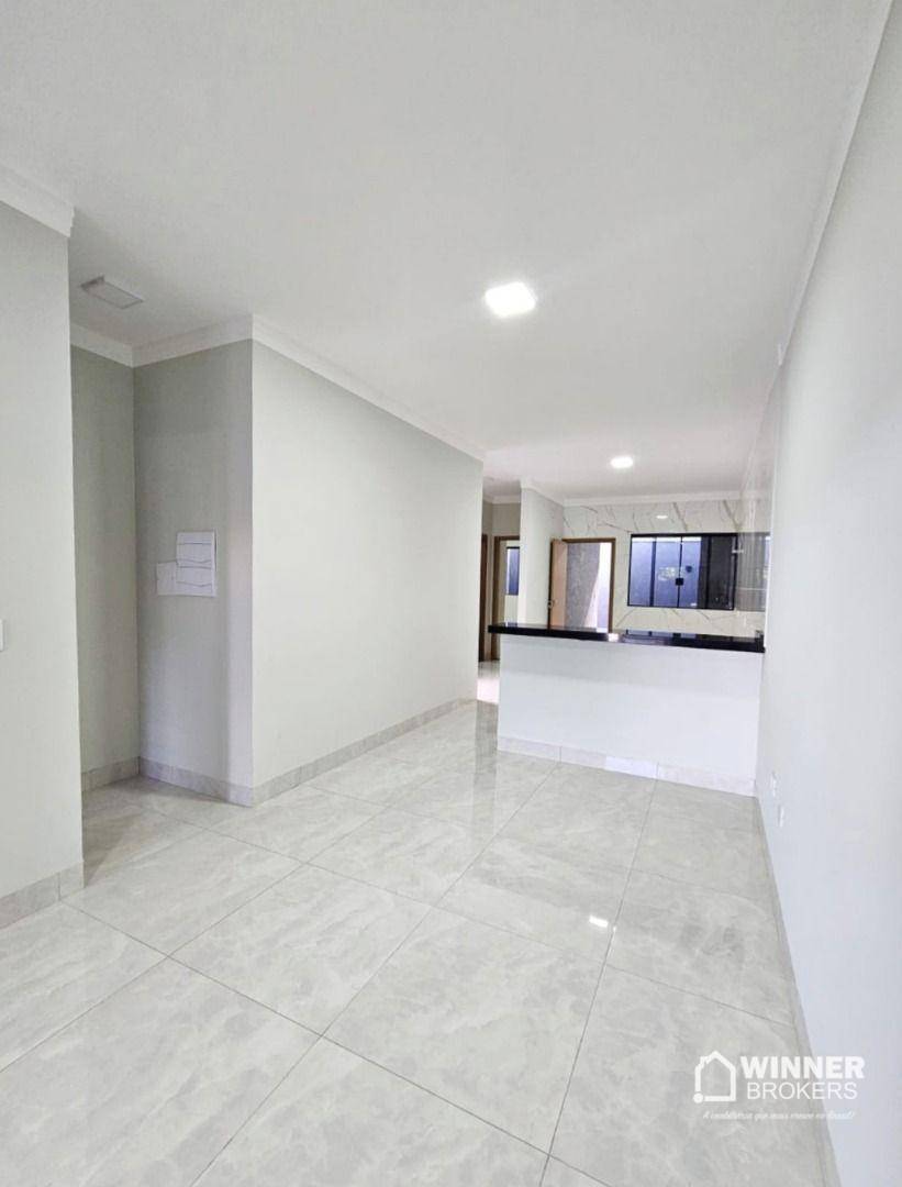 Casa à venda com 3 quartos, 104m² - Foto 3