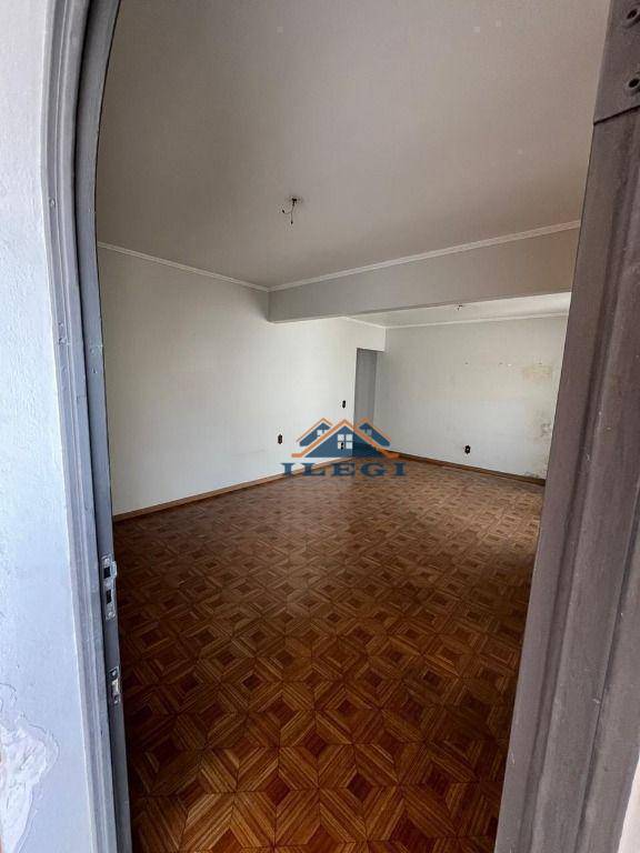 Casa à venda com 3 quartos, 162m² - Foto 8