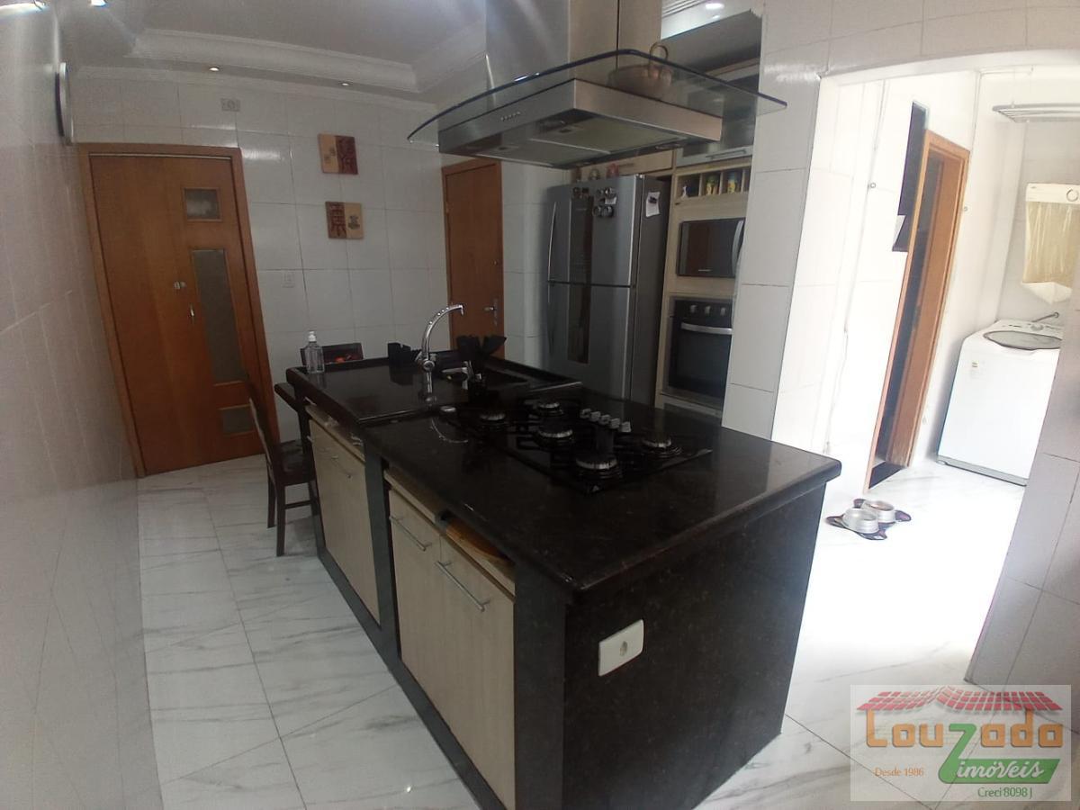 Apartamento à venda com 3 quartos, 125m² - Foto 7