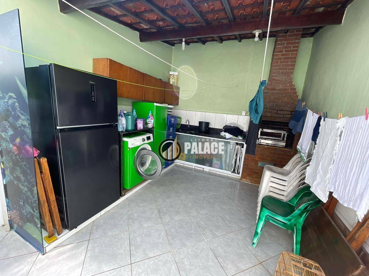 Casa à venda com 2 quartos, 70m² - Foto 25