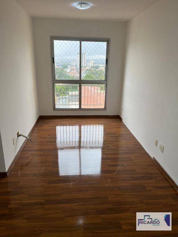 Apartamento à venda com 2 quartos, 50m² - Foto 2