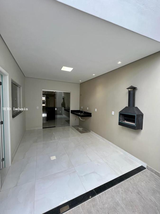 Casa à venda com 3 quartos, 200m² - Foto 23