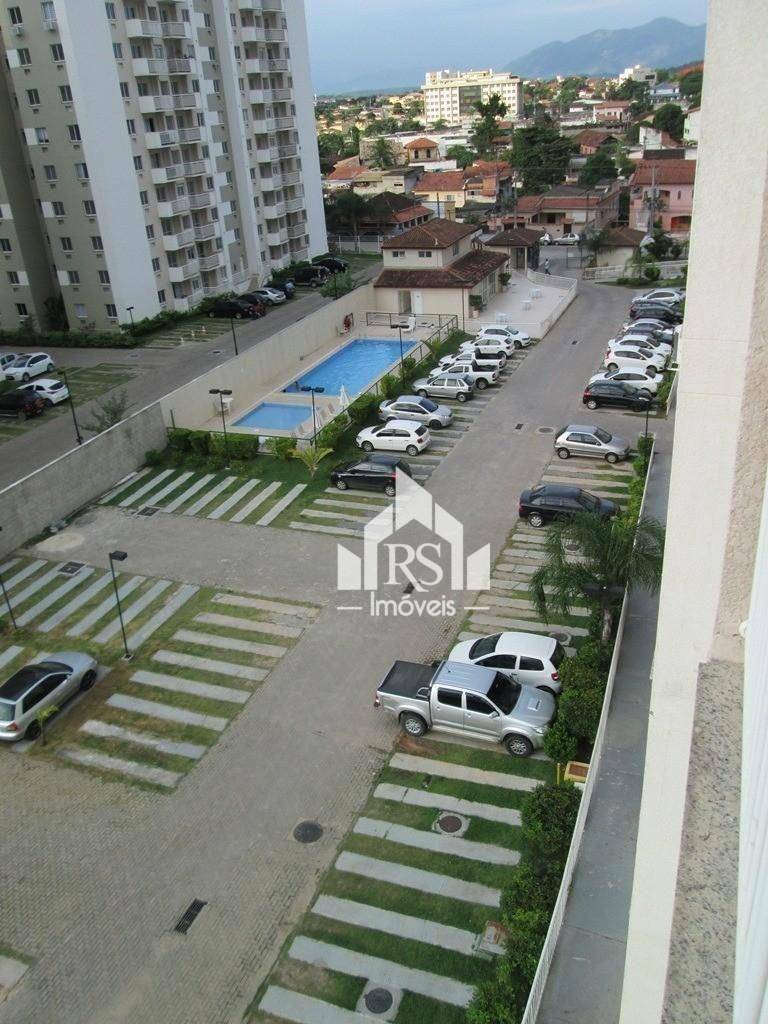 Apartamento à venda com 3 quartos, 65m² - Foto 2