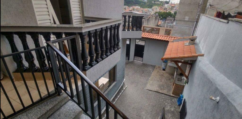 Sobrado à venda com 3 quartos, 210m² - Foto 16