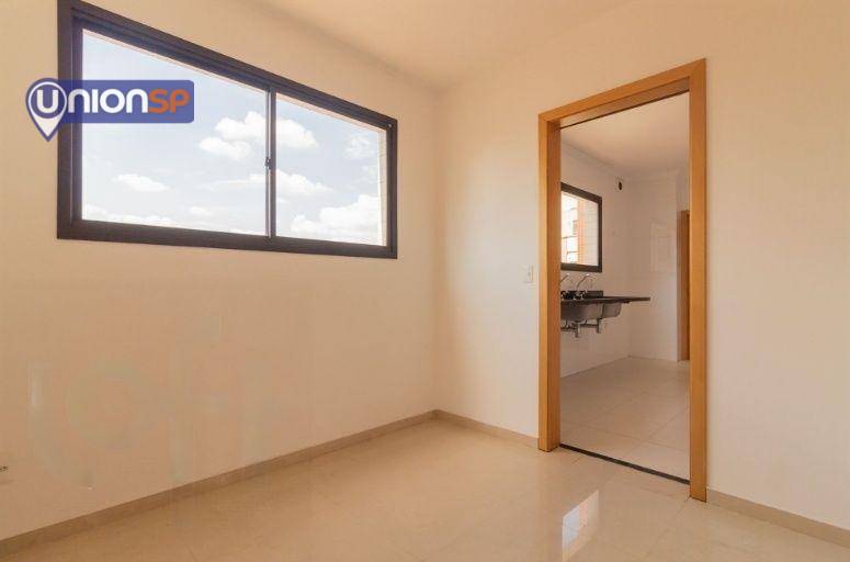 Apartamento à venda com 4 quartos, 207m² - Foto 16