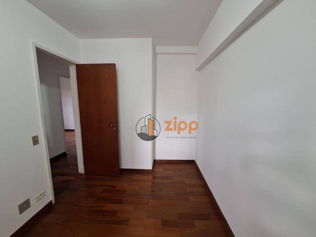 Apartamento para alugar com 3 quartos, 90m² - Foto 17