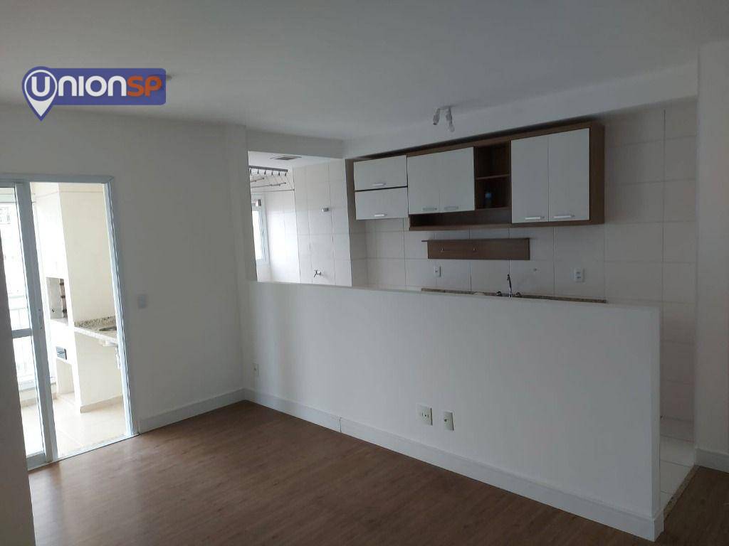 Apartamento à venda com 2 quartos, 65m² - Foto 8