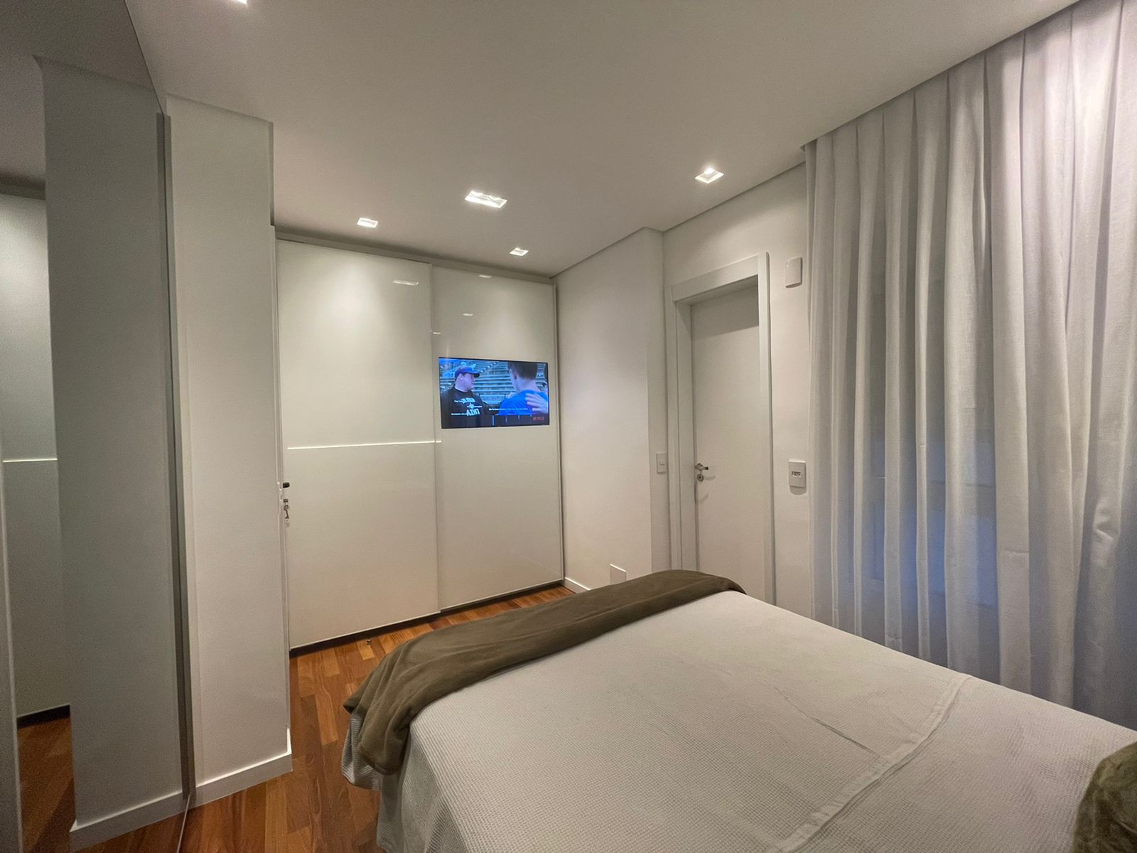 Apartamento à venda com 2 quartos, 79m² - Foto 15