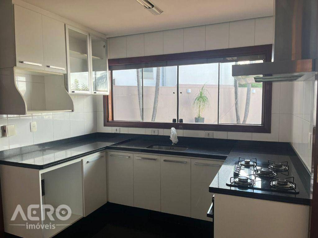 Sobrado para alugar com 3 quartos, 460m² - Foto 37