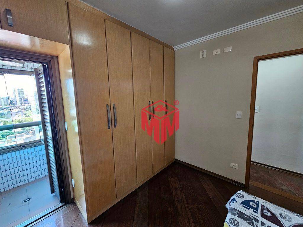 Apartamento para alugar com 3 quartos, 113m² - Foto 11