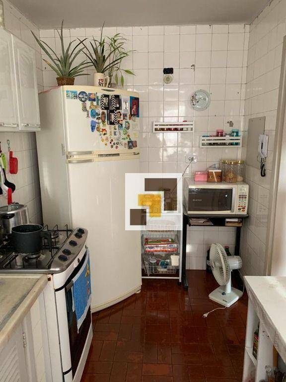 Apartamento à venda com 1 quarto, 61m² - Foto 9