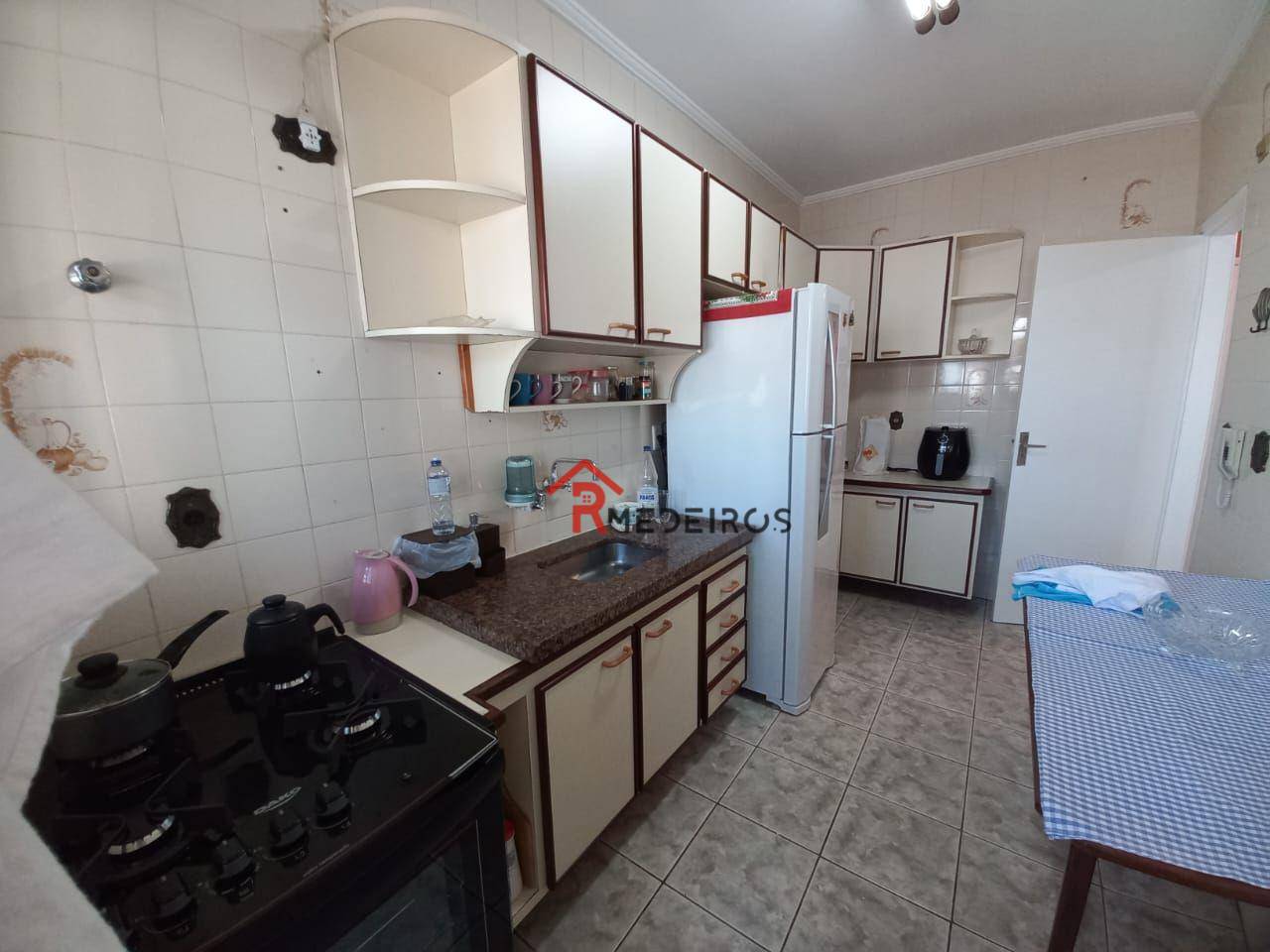 Apartamento à venda com 1 quarto, 50m² - Foto 4