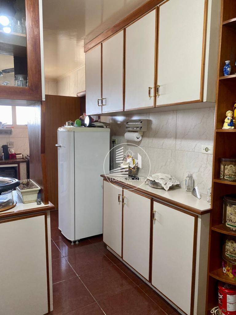 Apartamento à venda com 3 quartos, 141m² - Foto 60