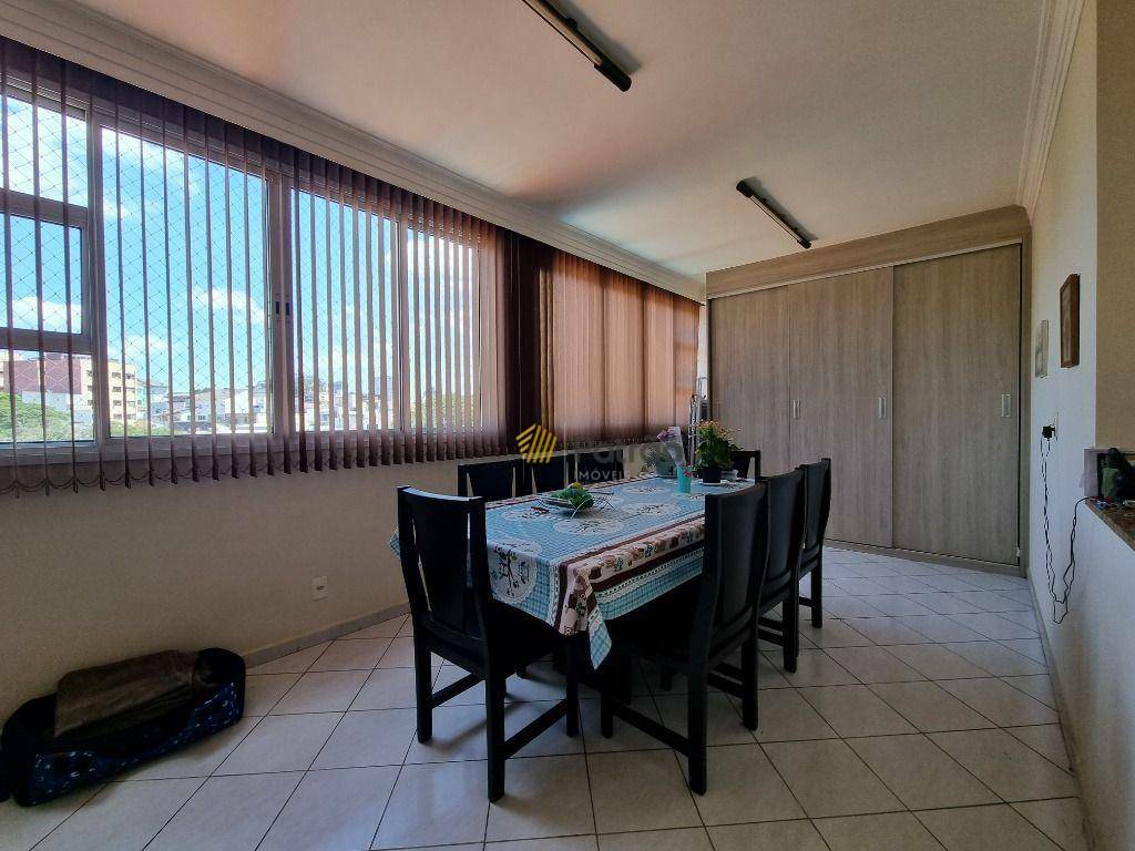 Sobrado à venda com 3 quartos, 550m² - Foto 15