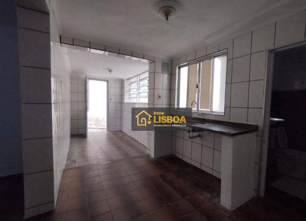 Casa à venda com 6 quartos, 250m² - Foto 28