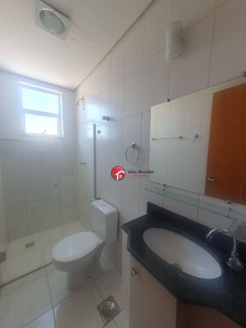 Apartamento para alugar com 2 quartos, 65m² - Foto 6