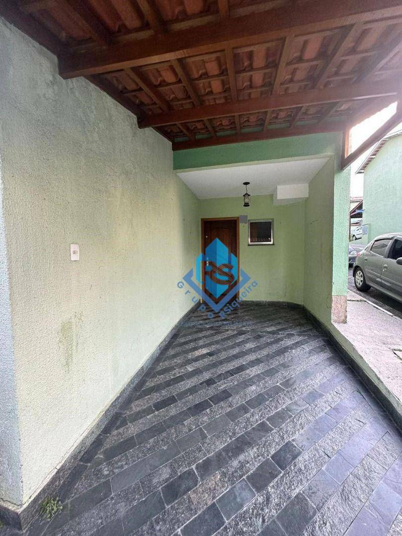 Sobrado à venda com 2 quartos, 80m² - Foto 2