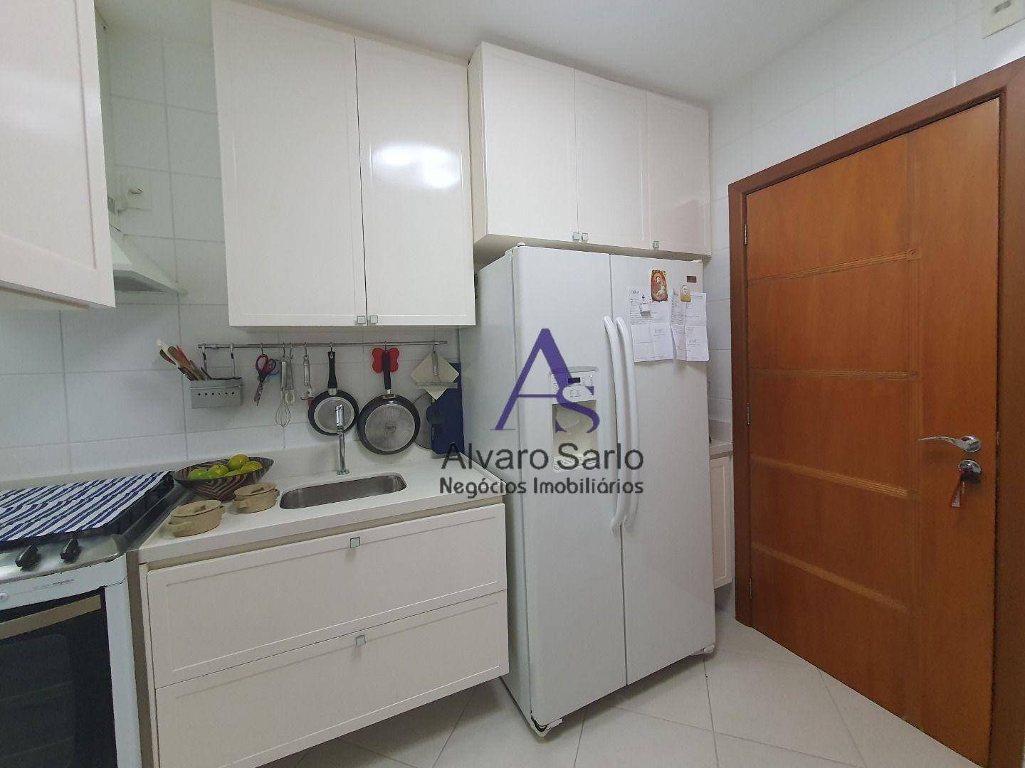 Apartamento à venda com 3 quartos, 115m² - Foto 23