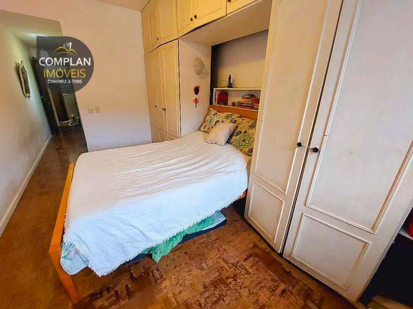 Apartamento à venda com 3 quartos, 135m² - Foto 10