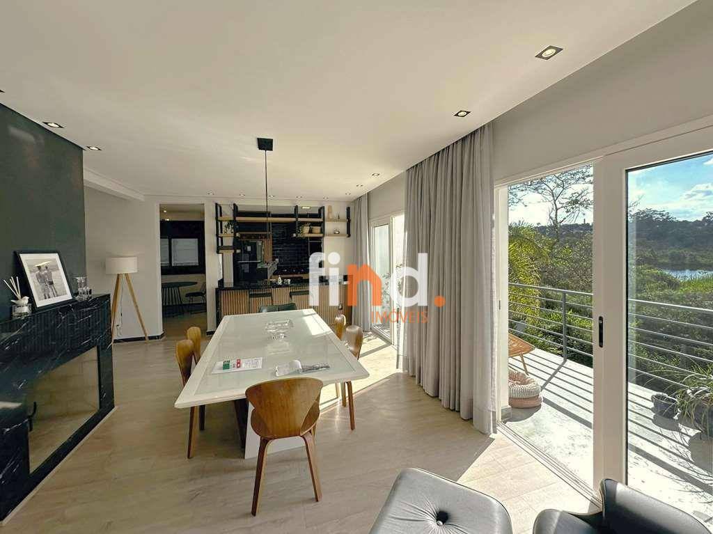 Casa à venda com 3 quartos, 368m² - Foto 18