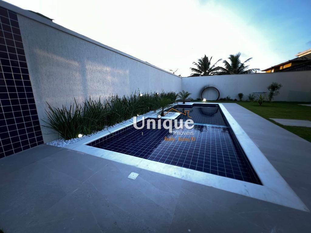 Casa de Condomínio à venda com 4 quartos, 209m² - Foto 25