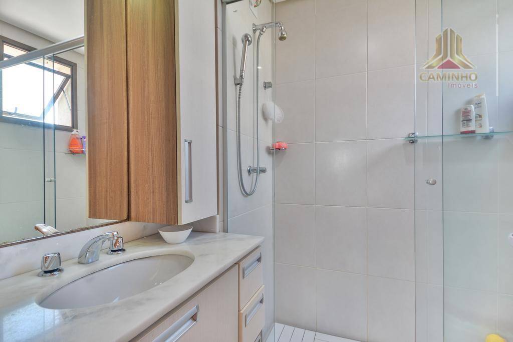 Apartamento à venda com 2 quartos, 73m² - Foto 12