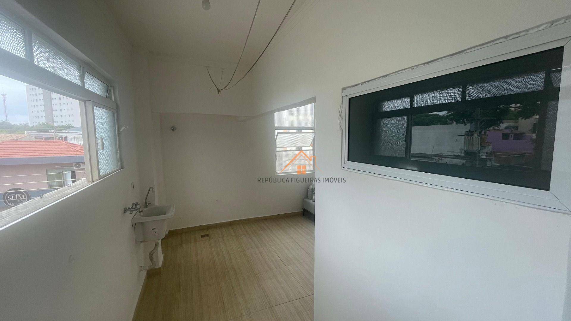 Apartamento à venda com 3 quartos, 90m² - Foto 15