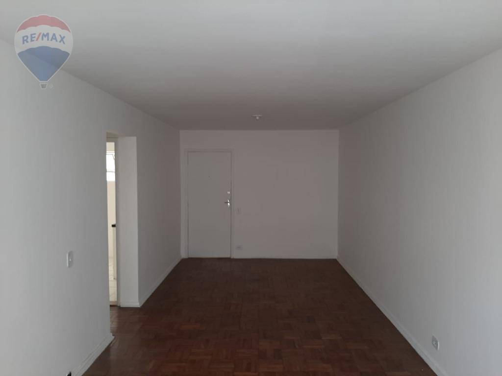 Apartamento para alugar com 2 quartos, 90m² - Foto 6