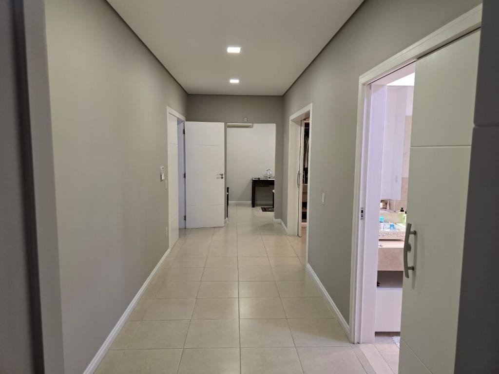 Casa à venda com 4 quartos, 512m² - Foto 14