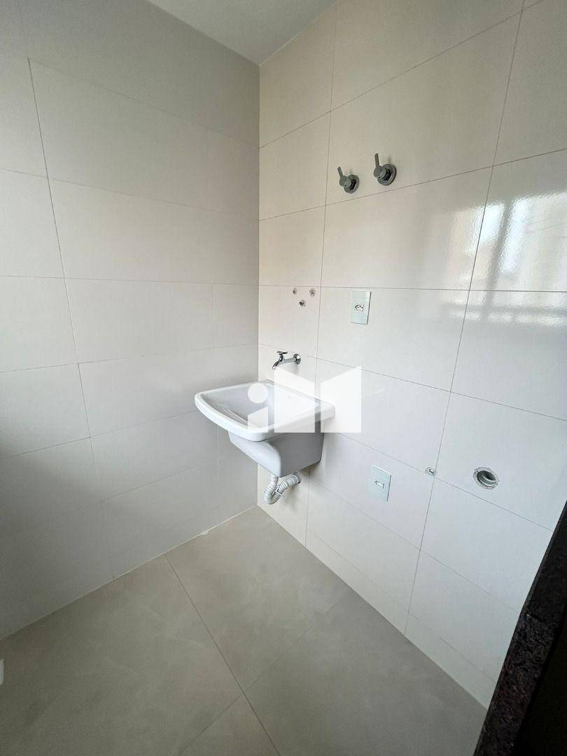 Apartamento à venda com 2 quartos, 75m² - Foto 15