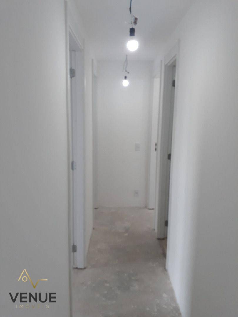 Apartamento à venda com 3 quartos, 76m² - Foto 8