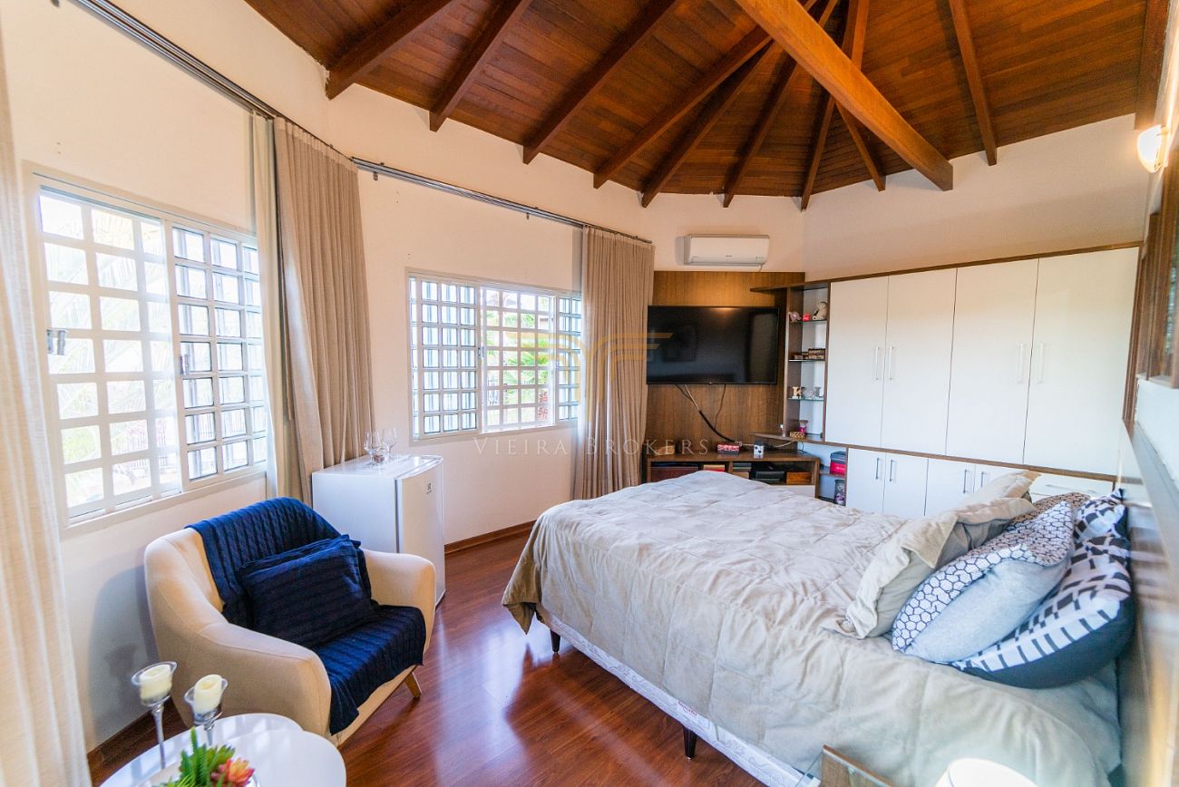 Casa de Condomínio à venda com 5 quartos, 350m² - Foto 11