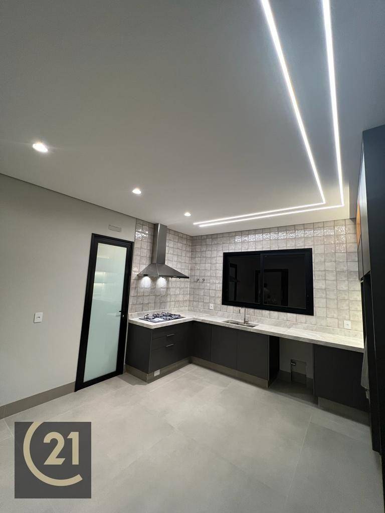 Sobrado à venda com 4 quartos, 441m² - Foto 11